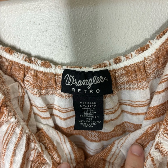Wrangler Retro Women’s Southwestern Stripe Off Shoulder Top small - Picture 5 of 6